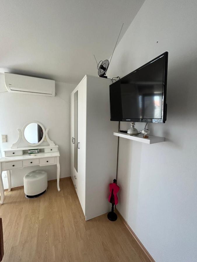 זאדאר Apartman Markovic מראה חיצוני תמונה